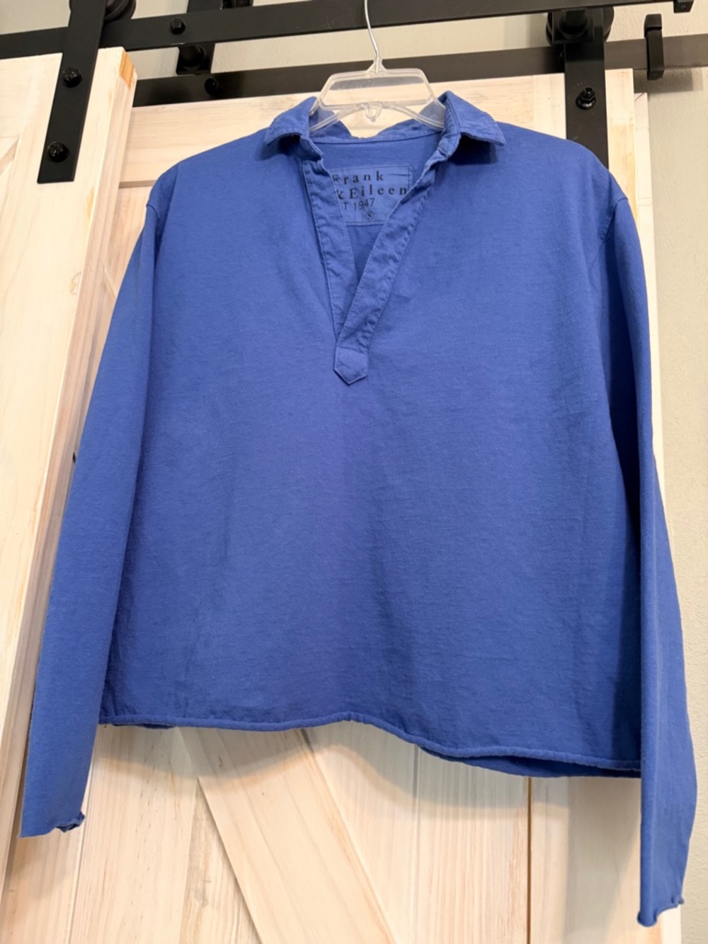 Frank and Eileen, Patrick Jersey lapis color small like new